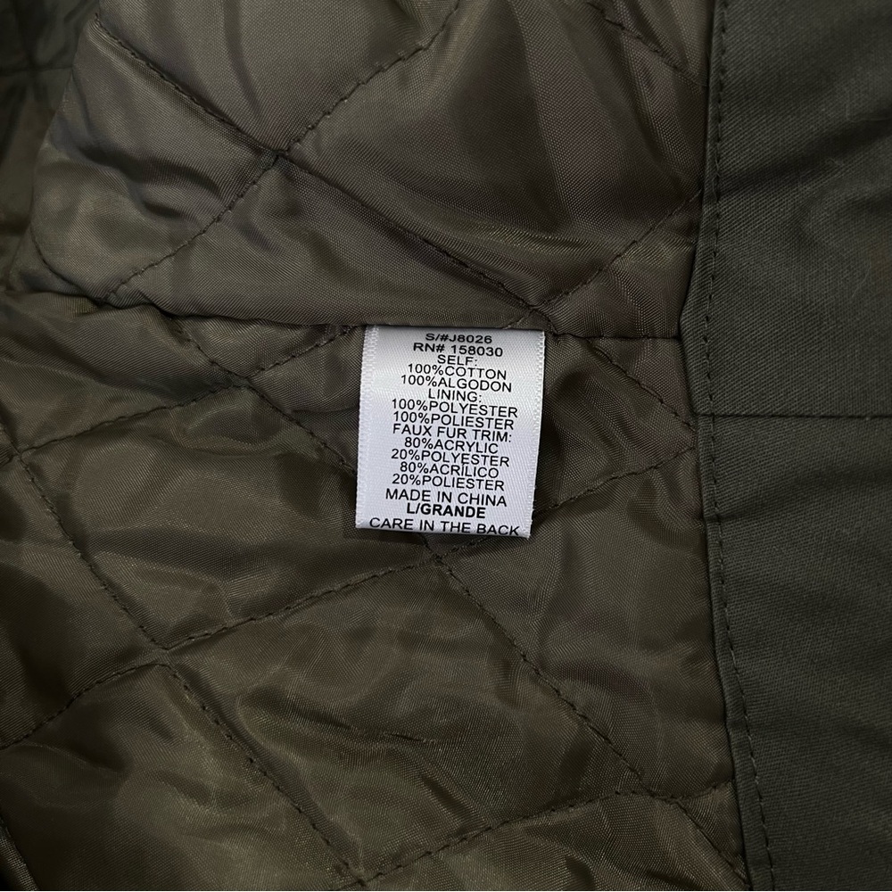 Jacket Quilted Lined Olive Green Size Large With Removable Faux Fur Hood Cotton - Picture 10 of 12